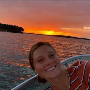 Meet your Posher, Teagan